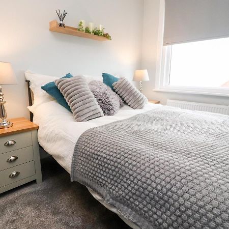 Ferry View Apartment Флийтуд Екстериор снимка
